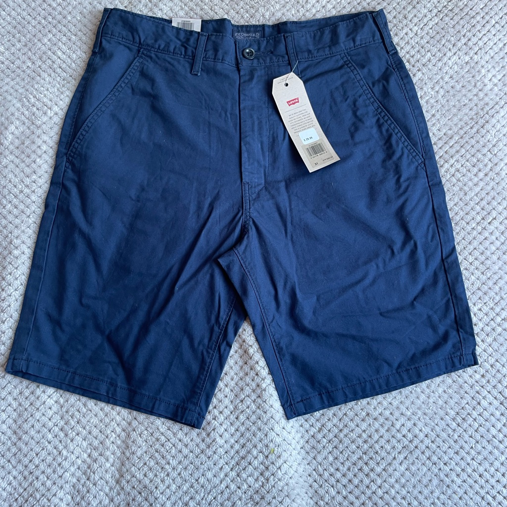 Mens Shorts Levis Brand Size 31